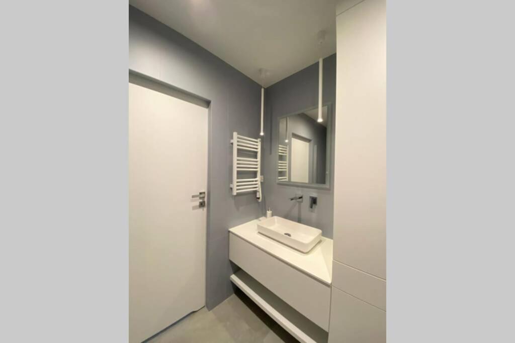דירות לודז' Apartament Na Wodnej מראה חיצוני תמונה